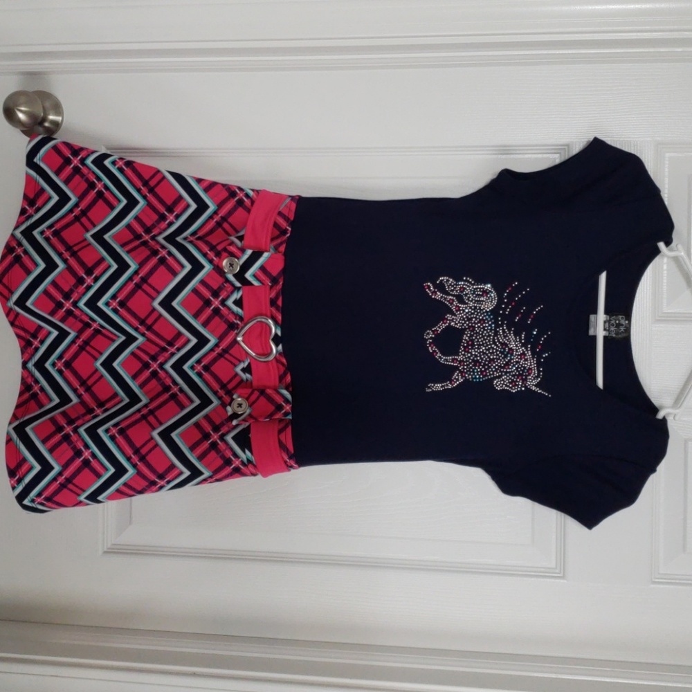 2 dresses selling as a pair